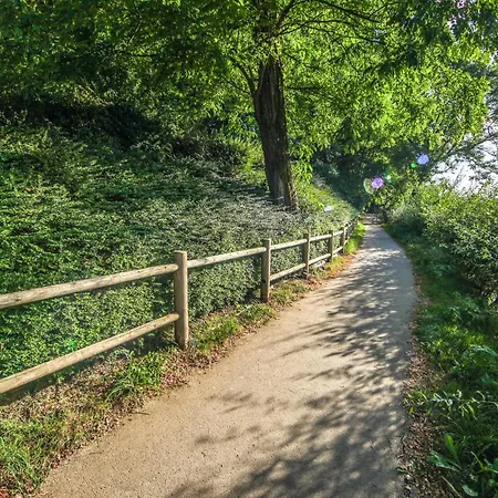 Amazing In Chemilly Vakantiehuis *